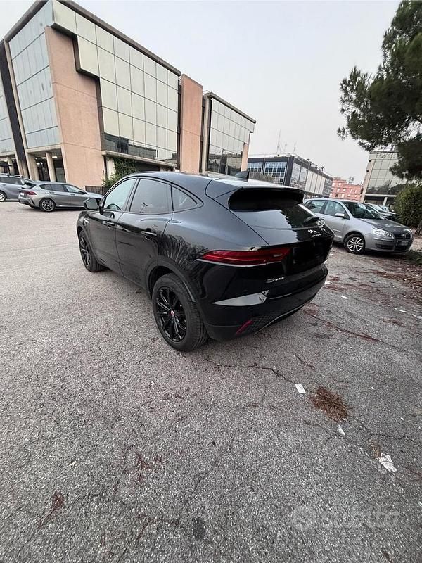Usata Jaguar E-Pace 150 CV (110 kW) 2019 Nero SUV