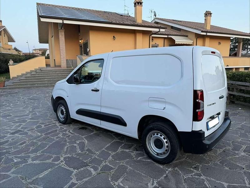 Usata Peugeot Partner Premium 102 CV (75 kW) 2023 Monovolume