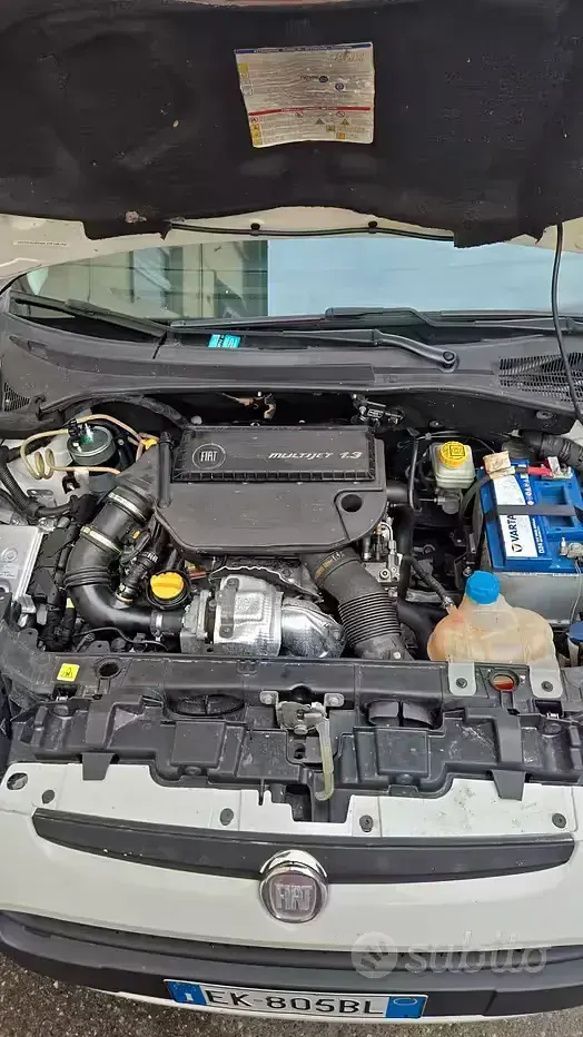 Usata Fiat Punto Evo Sport 95 CV (69 kW) 2011 Utilitaria