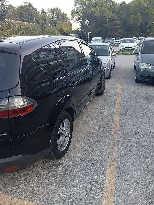 Usata Ford S-MAX Titanium 125 CV (91 kW) 2008 Monovolume