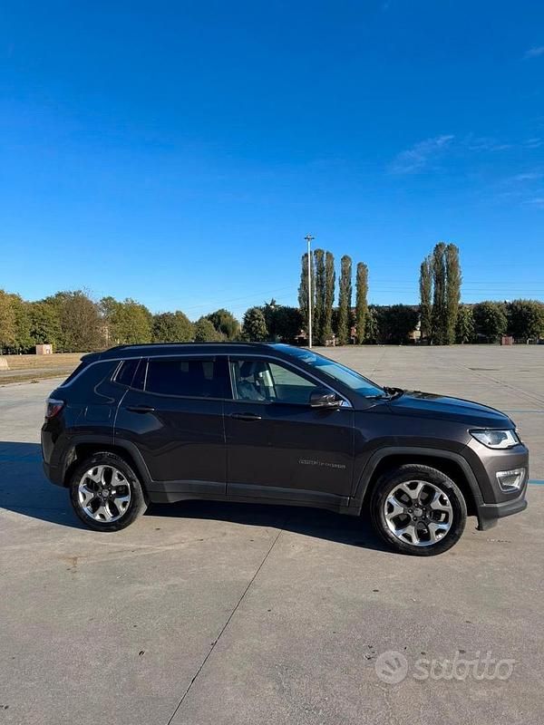 Usata Jeep Compass Limited 140 CV (102 kW) 2018 SUV