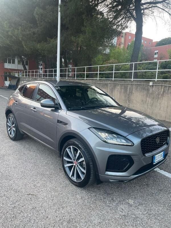 Usata 2022 Jaguar E-Pace R-Dynamic SUV | 35.000 € (Ottimo prezzo) - Immagine 1/4