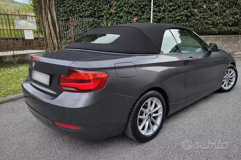 Usata BMW 218 Advantage 136 CV (100 kW) 2018 Nero Cabrio