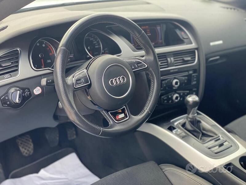 Usata Audi A5 S-Line 2014 Bianco Coupé
