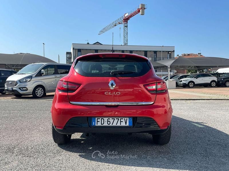 Usata Renault Clio IV 73 CV (53 kW) 2016 Rosso Berlina