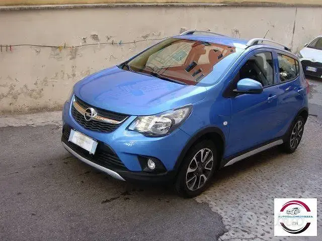 Usata Opel Karl Rocks 73 CV (53 kW) 2018 Blu Utilitaria