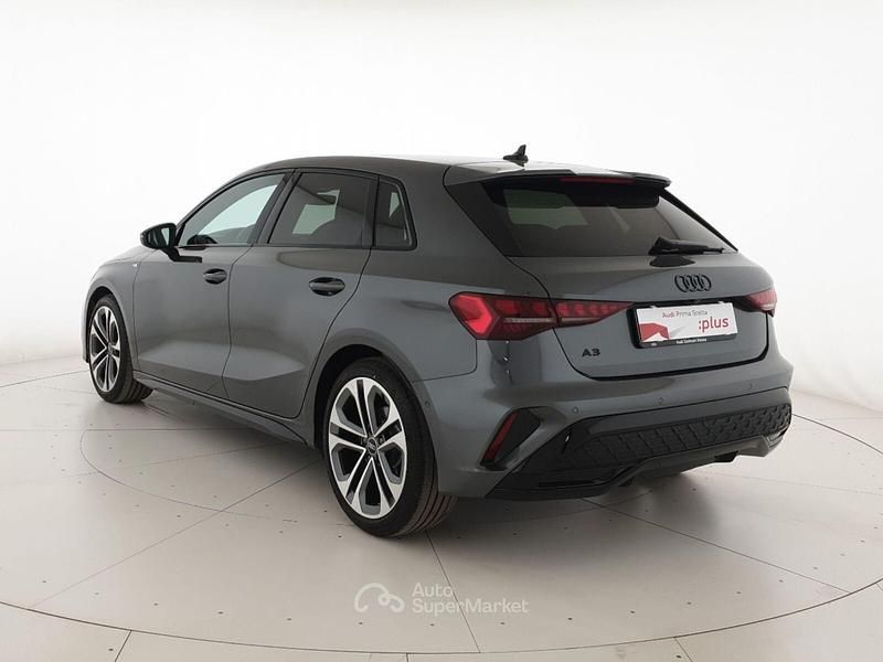 Usata Audi A3 Ambiente 150 CV (110 kW) 2025 Gray Berlina