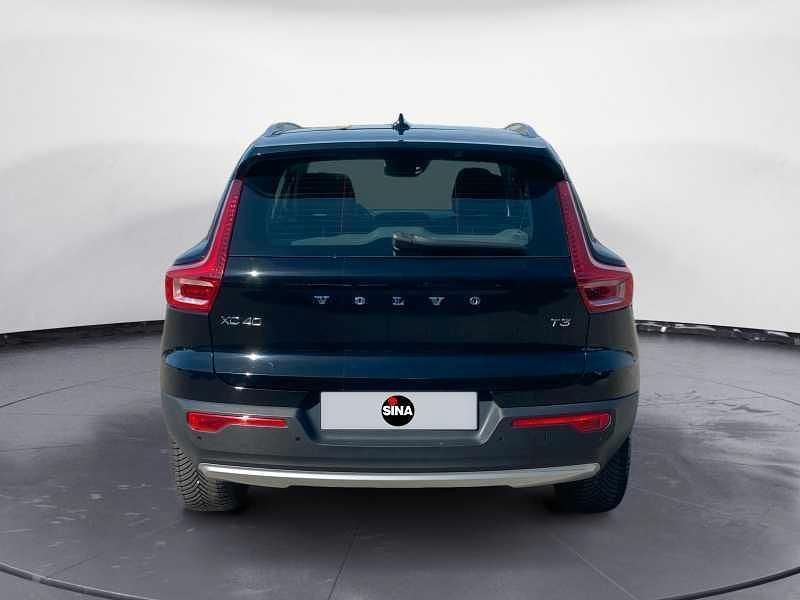 Usata Volvo XC40 Momentum 156 CV (114 kW) 2018 Nero SUV