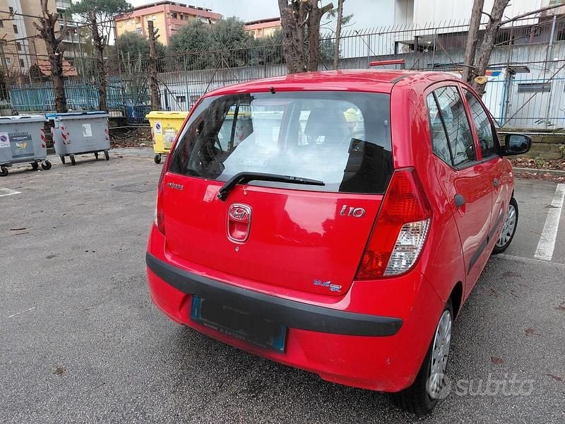 Usata Hyundai i10 Active 77 CV (56 kW) 2009 Rosso Utilitaria