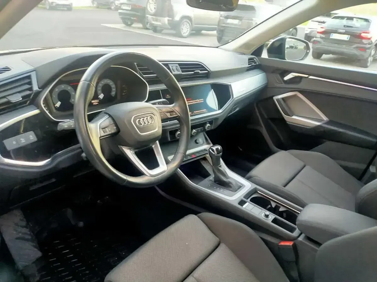 Usata Audi Q3 Sportback S-Line 150 CV (110 kW) 2022 Nero SUV
