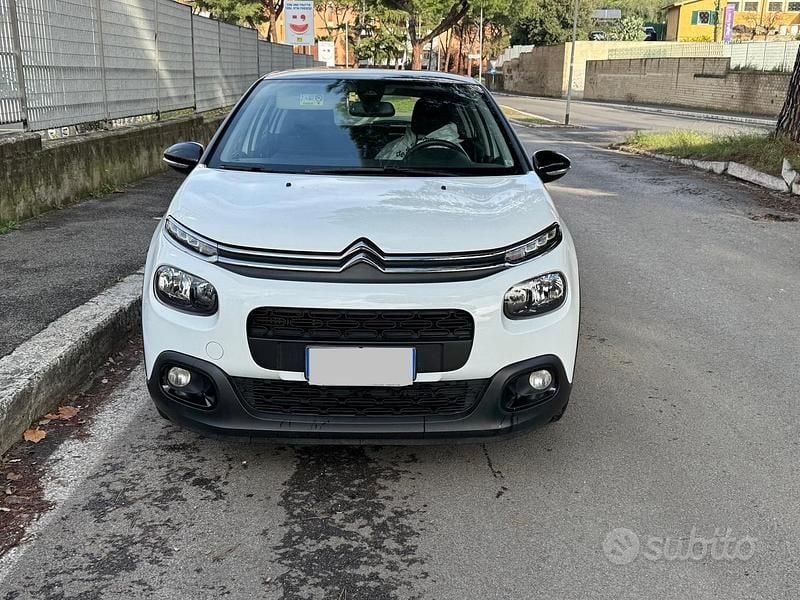 Usata Citroën C3 Shine 101 CV (74 kW) 2018 Bianco Berlina