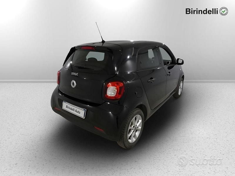 Usata Smart ForFour 71 CV (52 kW) 2018 Nero Utilitaria