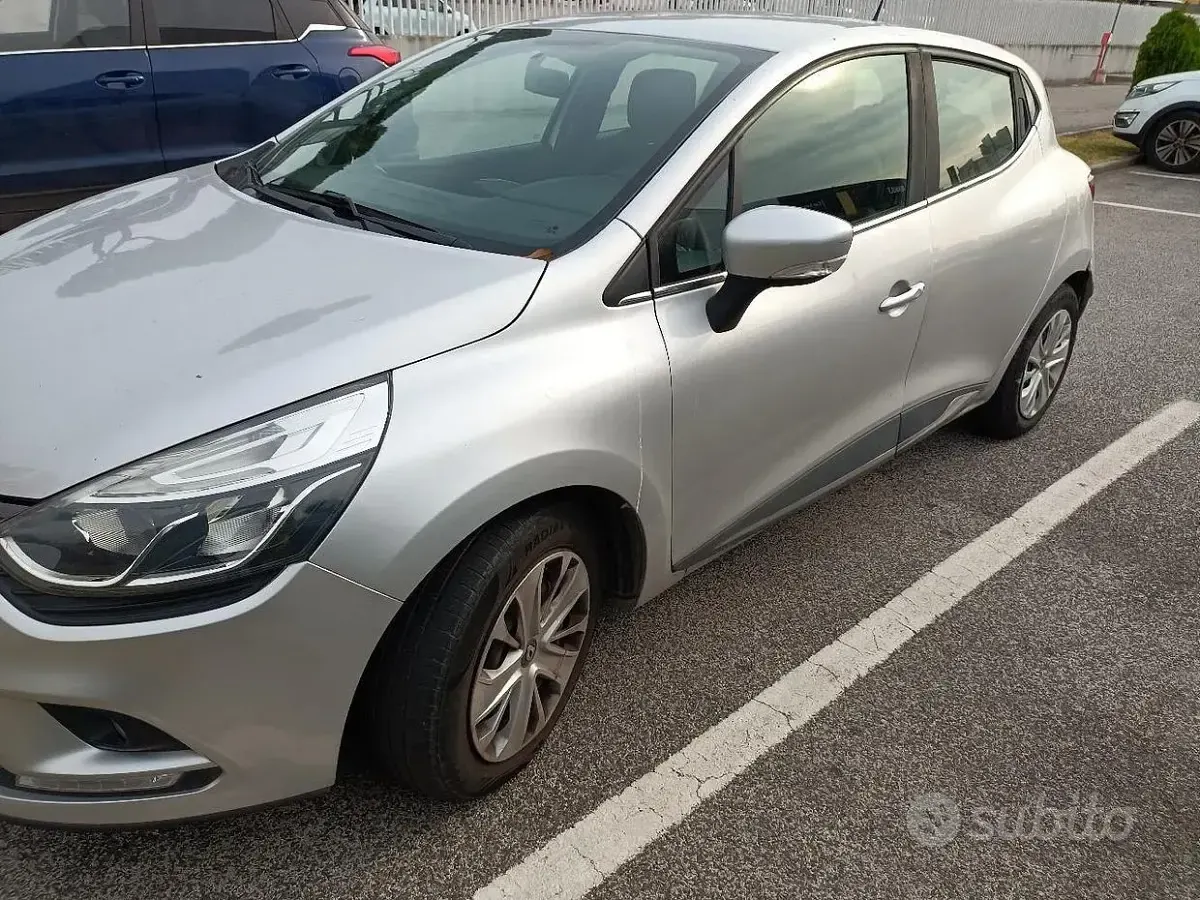 Usata Renault Clio IV 75 CV (55 kW) 2018 Berlina