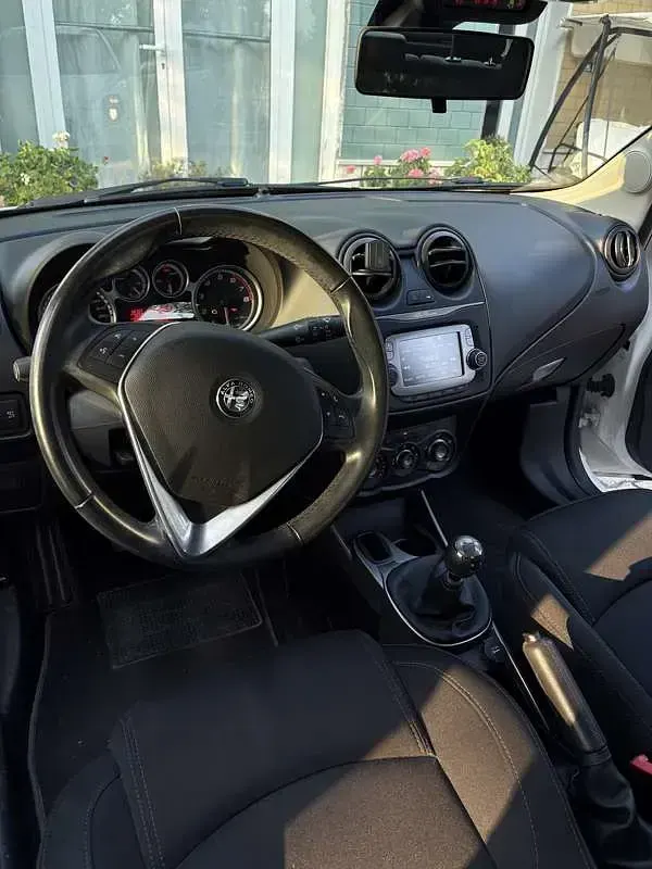 Usata Alfa Romeo MiTo 77 CV (56 kW) 2017 Utilitaria
