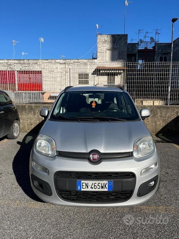 Grigio Usata 2012 Fiat Panda Due volumi | 4700 € (Buon prezzo) - Immagine 1/4