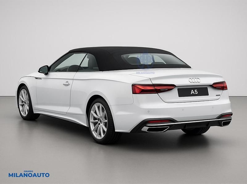 Usata Audi Cabriolet S-Line 265 CV (194 kW) 2024 Bianco Cabrio