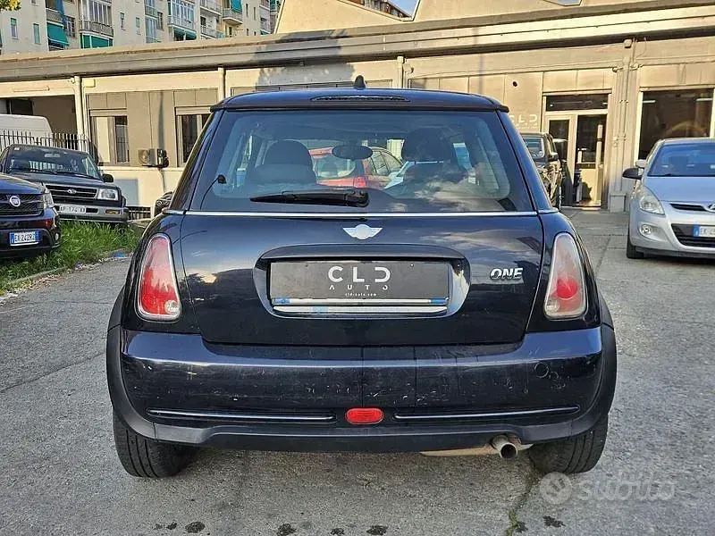 Usata Mini ONE 90 CV (66 kW) 2006 Nero Utilitaria