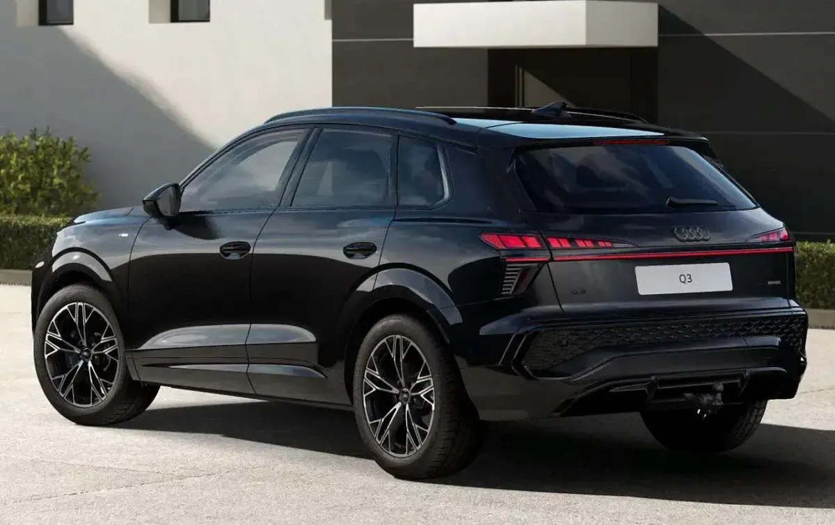Nuova Audi Q3 S-Line 204 CV (150 kW) 2026 Nero SUV