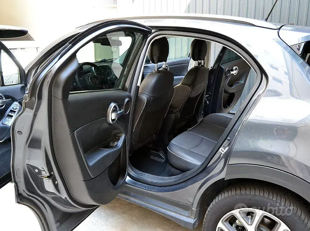 Usata Fiat 500X Cross 140 CV (102 kW) 2015 Grigio SUV