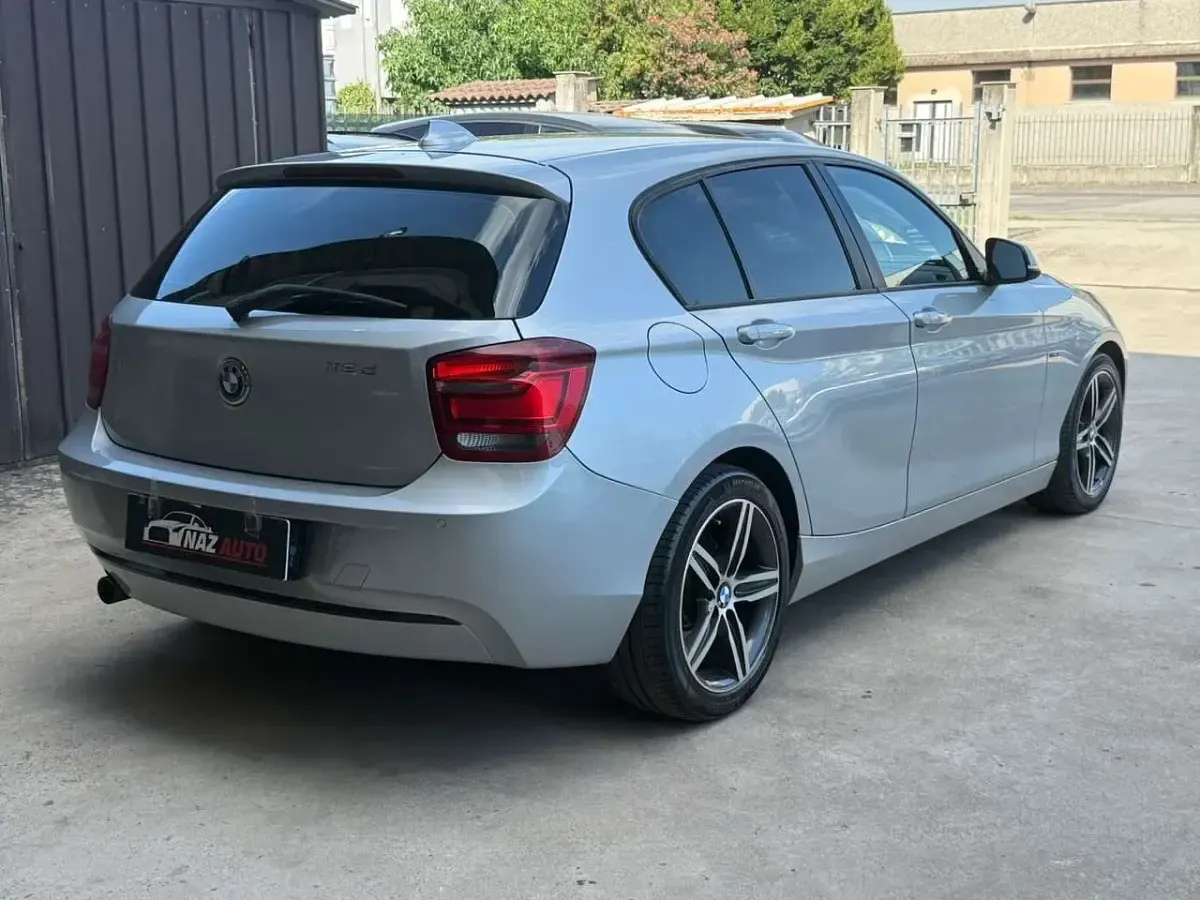 Usata BMW 118 Sport Line 143 CV (105 kW) 2012 Other Utilitaria