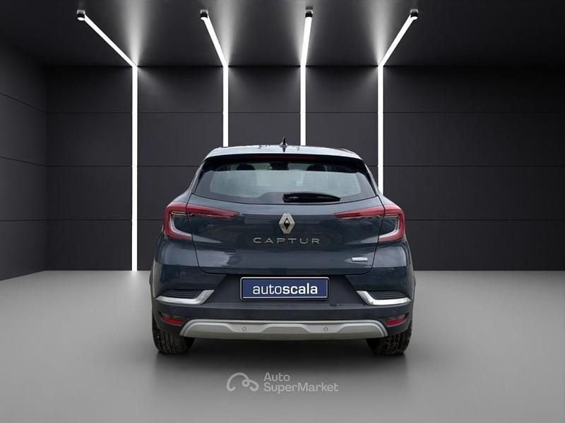 Usata Renault Captur Intens 160 CV (117 kW) 2021 Vari colori SUV