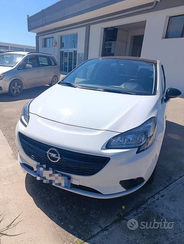 Usata Opel Corsa Cosmo 90 CV (66 kW) 2017 Bianco Utilitaria