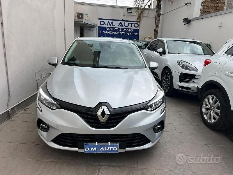Usata Renault Clio V Business 86 CV (63 kW) 2020 Grigio Berlina