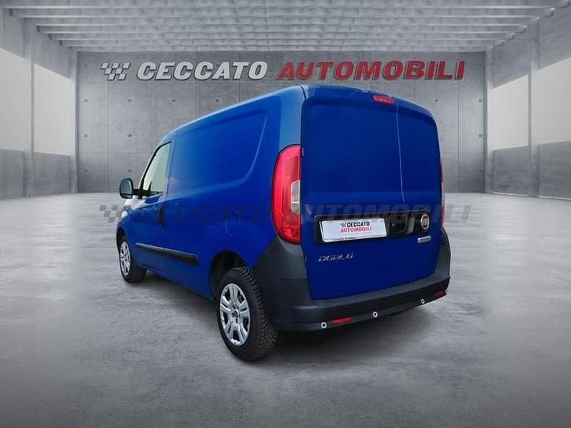 Usata Fiat Doblò 95 CV (69 kW) 2018 Blu Monovolume