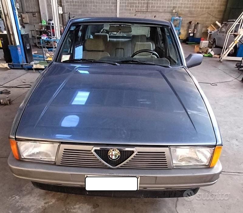 Usata Alfa Romeo 75 110 CV (80 kW) 1987 Berlina