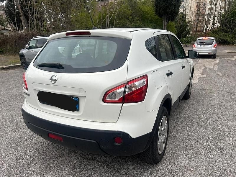 Usata Nissan Qashqai Visia 110 CV (80 kW) 2013 Bianco SUV