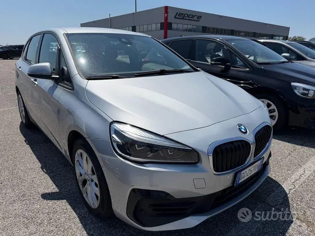 Usata BMW 225 Active Tourer iPerformance 125 CV (91 kW) 2021 Grigio Monovolume