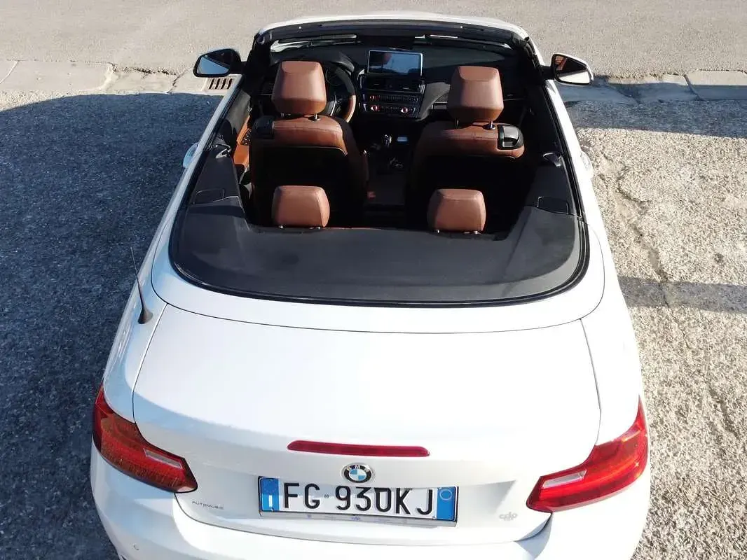 Usata BMW 218 Luxury Line 150 CV (110 kW) 2016 Bianco Cabrio