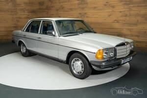 Usata Mercedes 250 129 CV (94 kW) 1978 Grigio Berlina