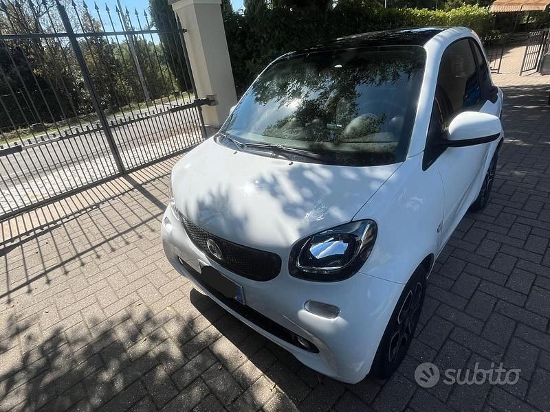 Bianco Usata 2018 Smart ForTwo Coupé Passion Coupé | 11.000 € (Super prezzo) - Immagine 1/4