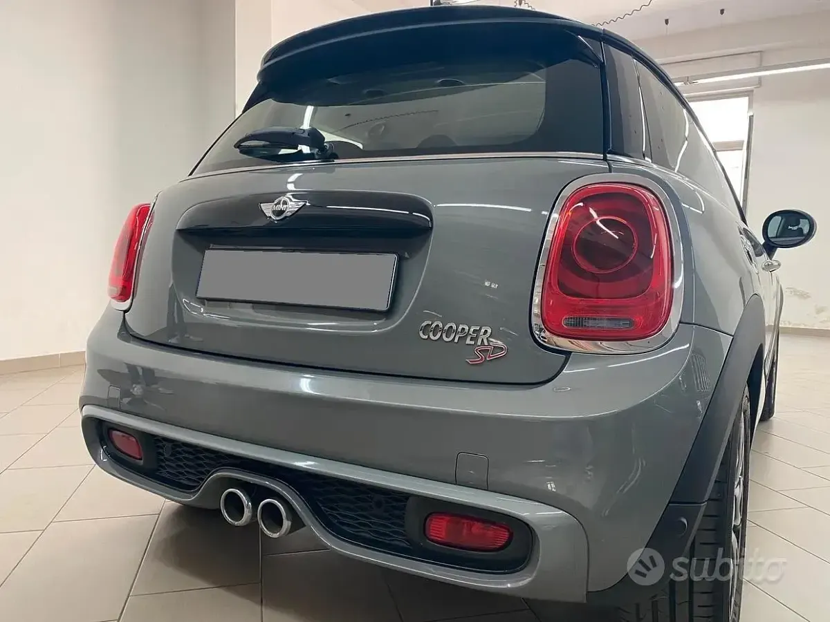 Usata Mini Cooper SD 170 CV (125 kW) 2015 Grigio Utilitaria