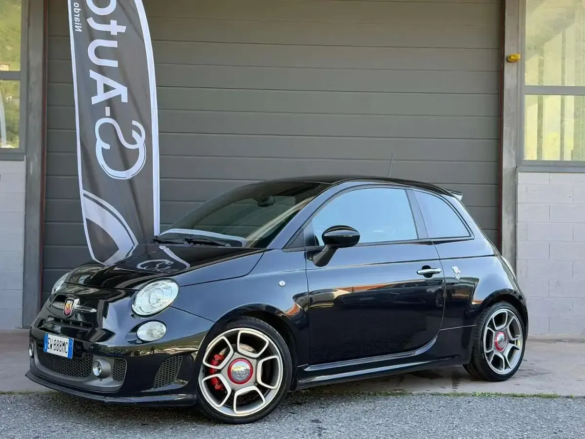 Usata Abarth 595 Turismo 159 CV (116 kW) 2014 Nero Utilitaria
