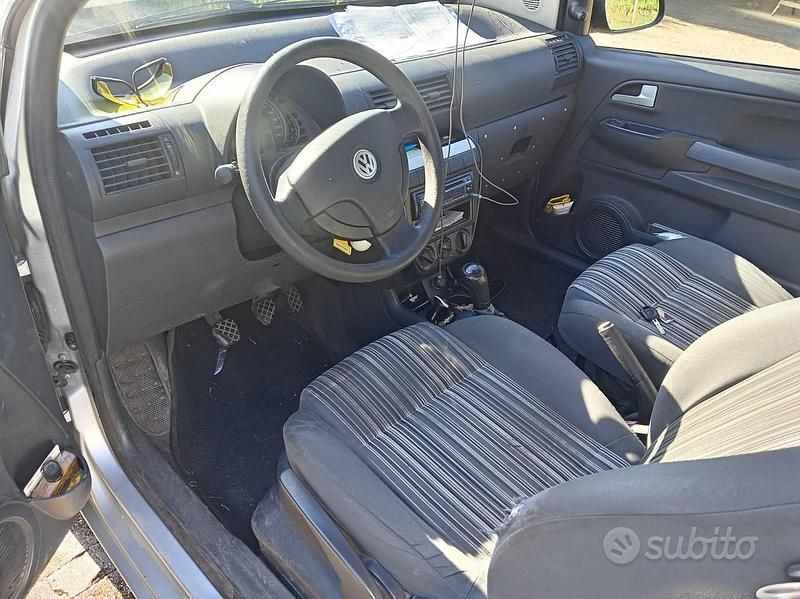 Usata VW Fox 70 CV (51 kW) 2008 Grigio Utilitaria
