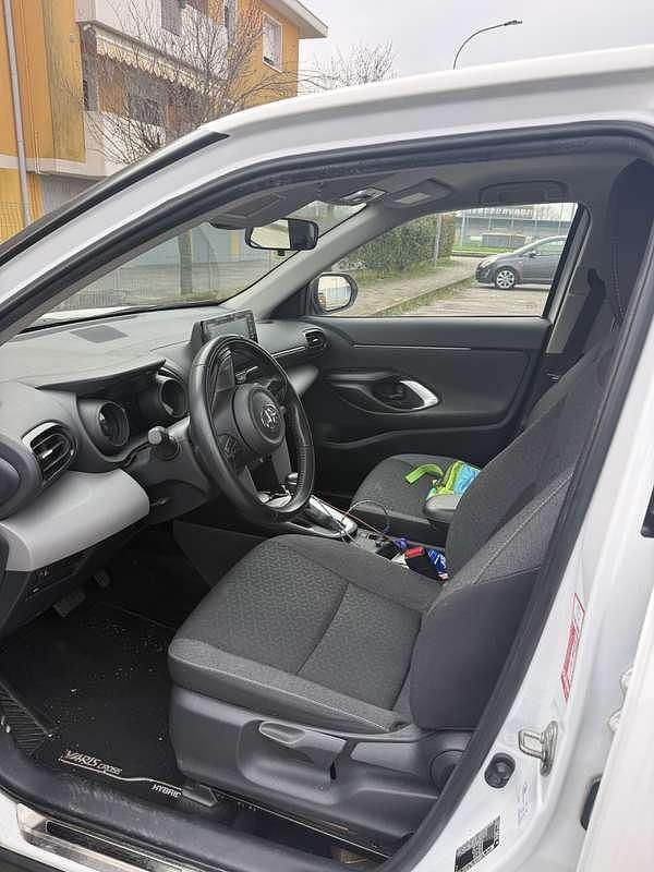 Usata Toyota Yaris Cross Trend 92 CV (67 kW) 2023 SUV