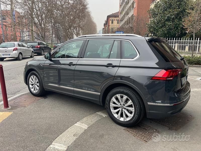 Usata VW Tiguan 150 CV (110 kW) 2020 Grigio SUV
