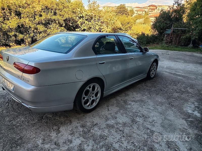 Second-hand Alfa Romeo 166 Super 220 CP (161 kW) 2001 Gri Berlinǎ