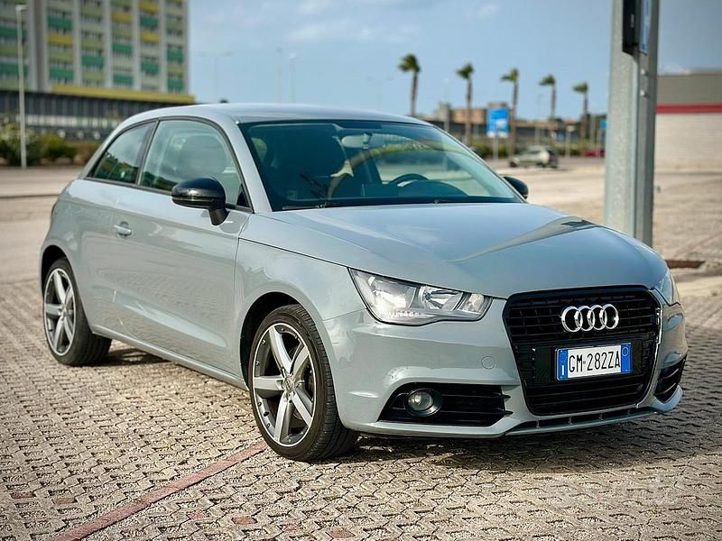 Usata Audi A1 105 CV (77 kW) 2012 Utilitaria