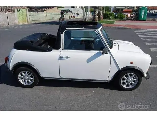 Usata Mini 1000 40 CV (29 kW) 1987 Bianco Utilitaria