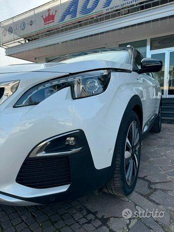 Usato 2020 Peugeot 3008 1.6 El_Benzin 302 CV (27.990 €)