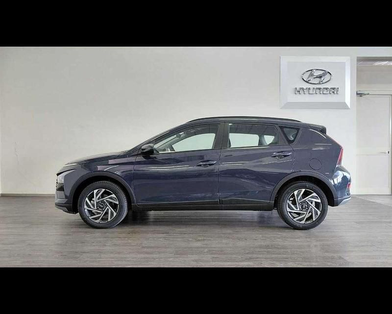 Neu Hyundai Bayon 77 PS (56 kW) 2025 Blau SUV