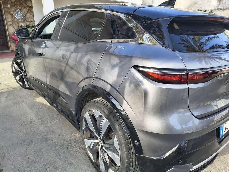 Usata Renault Mégane Techno 161 kW (220 CV) 2022 Grigio Berlina