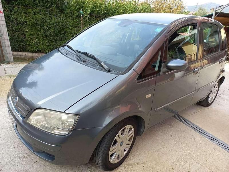 Usata Fiat Idea Active 90 CV (66 kW) 2006 Monovolume