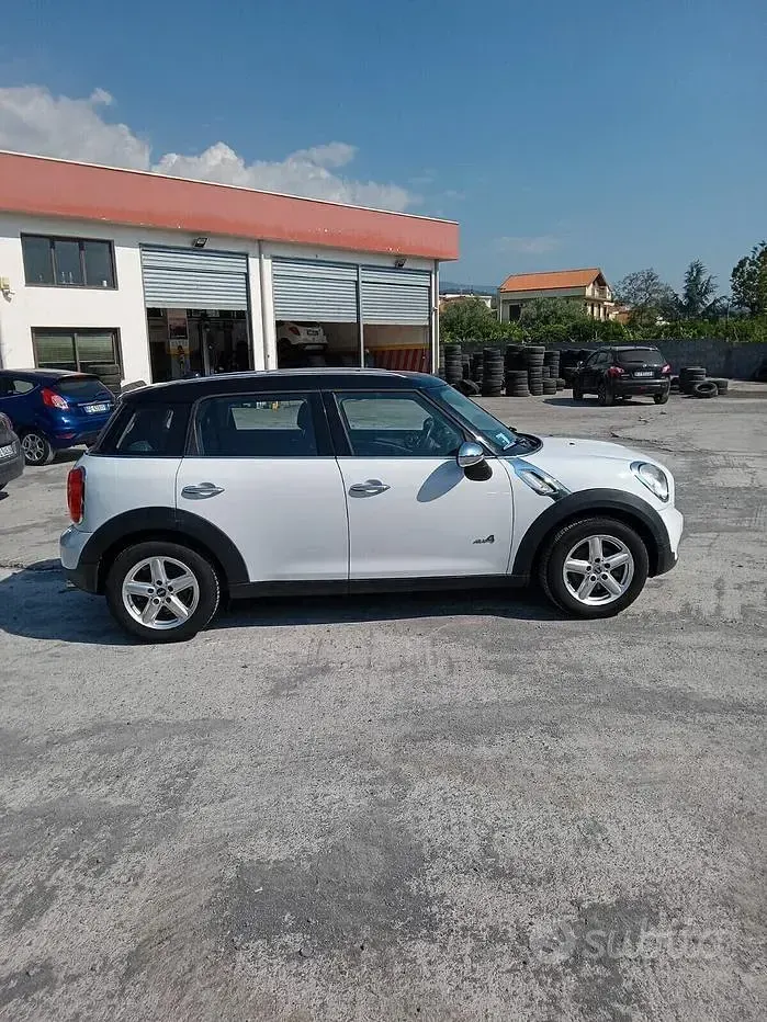 Usata Mini Cooper D Countryman 111 CV (81 kW) 2012 Bianco SUV