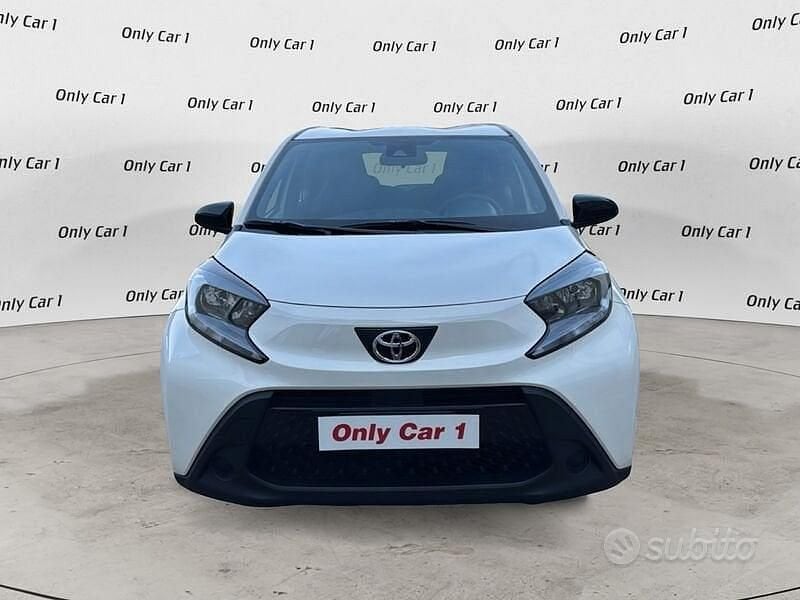 Nuova Toyota Aygo X Active 72 CV (52 kW) 2025 Bianco SUV