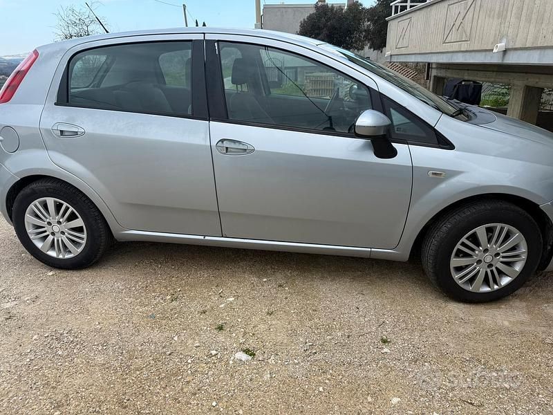 Usata Fiat Grande Punto 2005 Grigio Utilitaria
