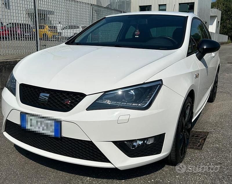 Bianco Usata 2017 Seat Ibiza SC FR Due volumi | 9200 € (Buon prezzo) - Immagine 1/4